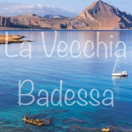 La Vecchia Badessa A Due Passi Dal Mare Apartment Macari Luaran gambar